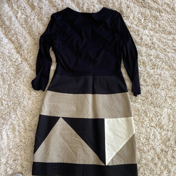 DKNY Medium dress. Very chick. Very good condition. - Picture 4 of 8